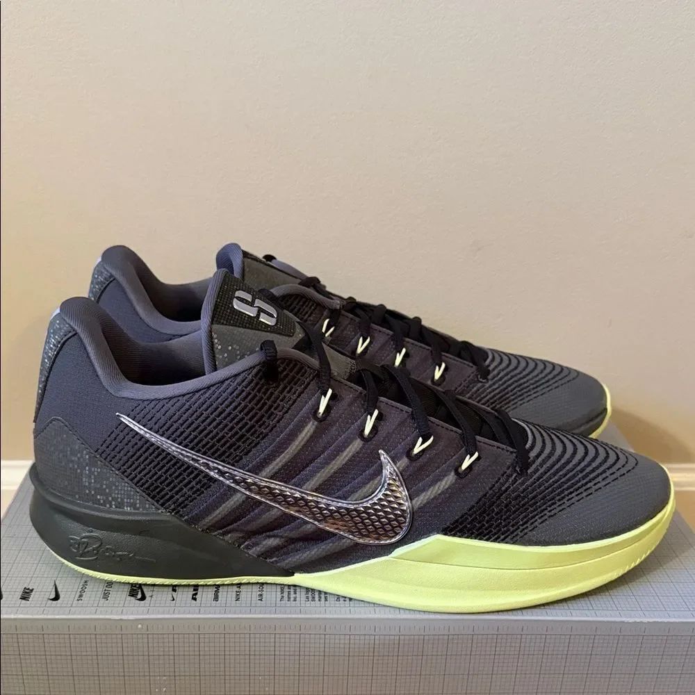 Nike Sabrina 3 Iron Grey Volt HF2881-002 Men’s Size 15